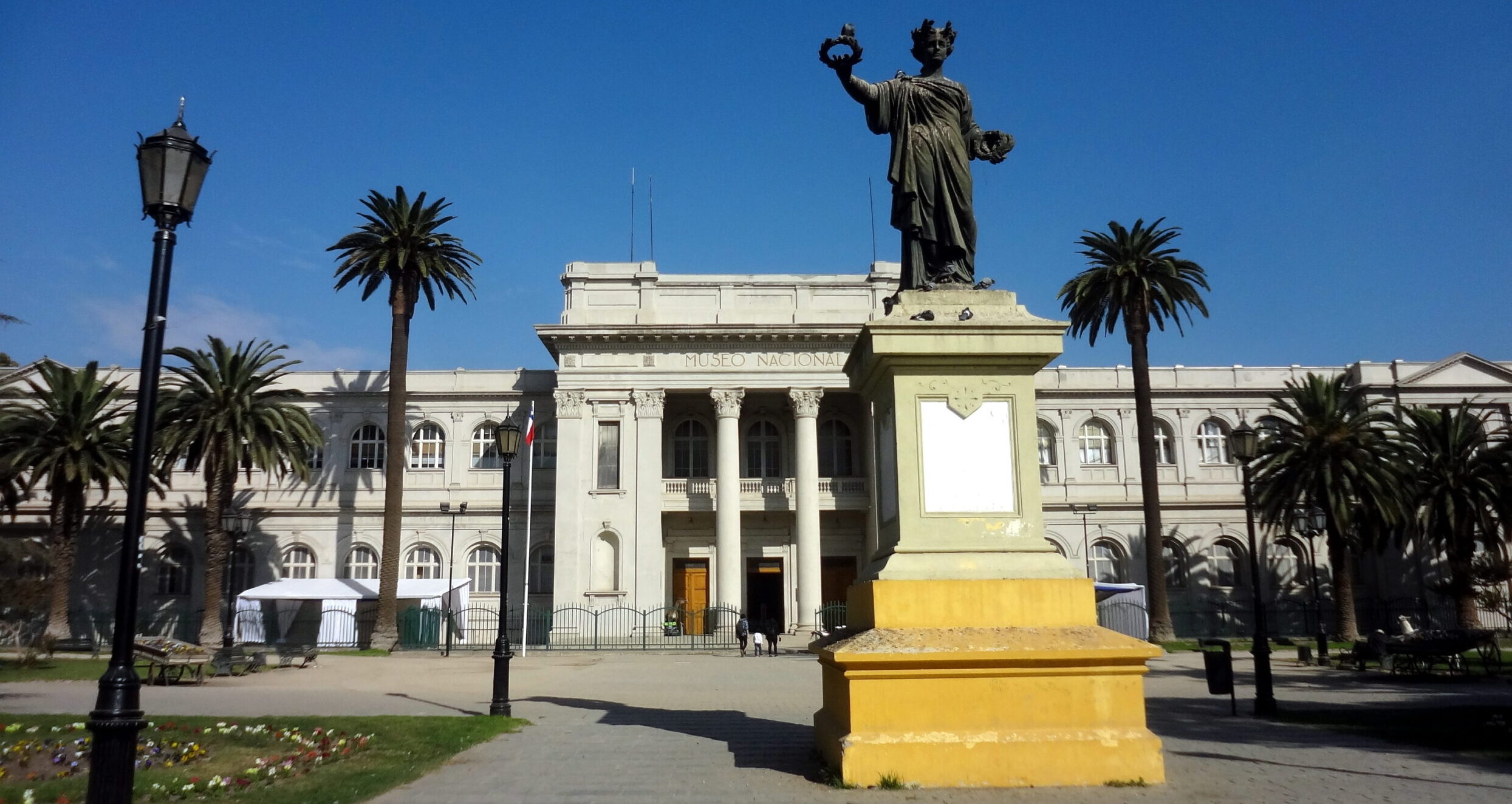 Puerto de Ideas y el Museo Nacional de Historia Natural sellan alianzas